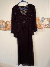 Elegant R  M Richards Women  s Evening Set   Lace Gown  Matching Jacket, Size 8