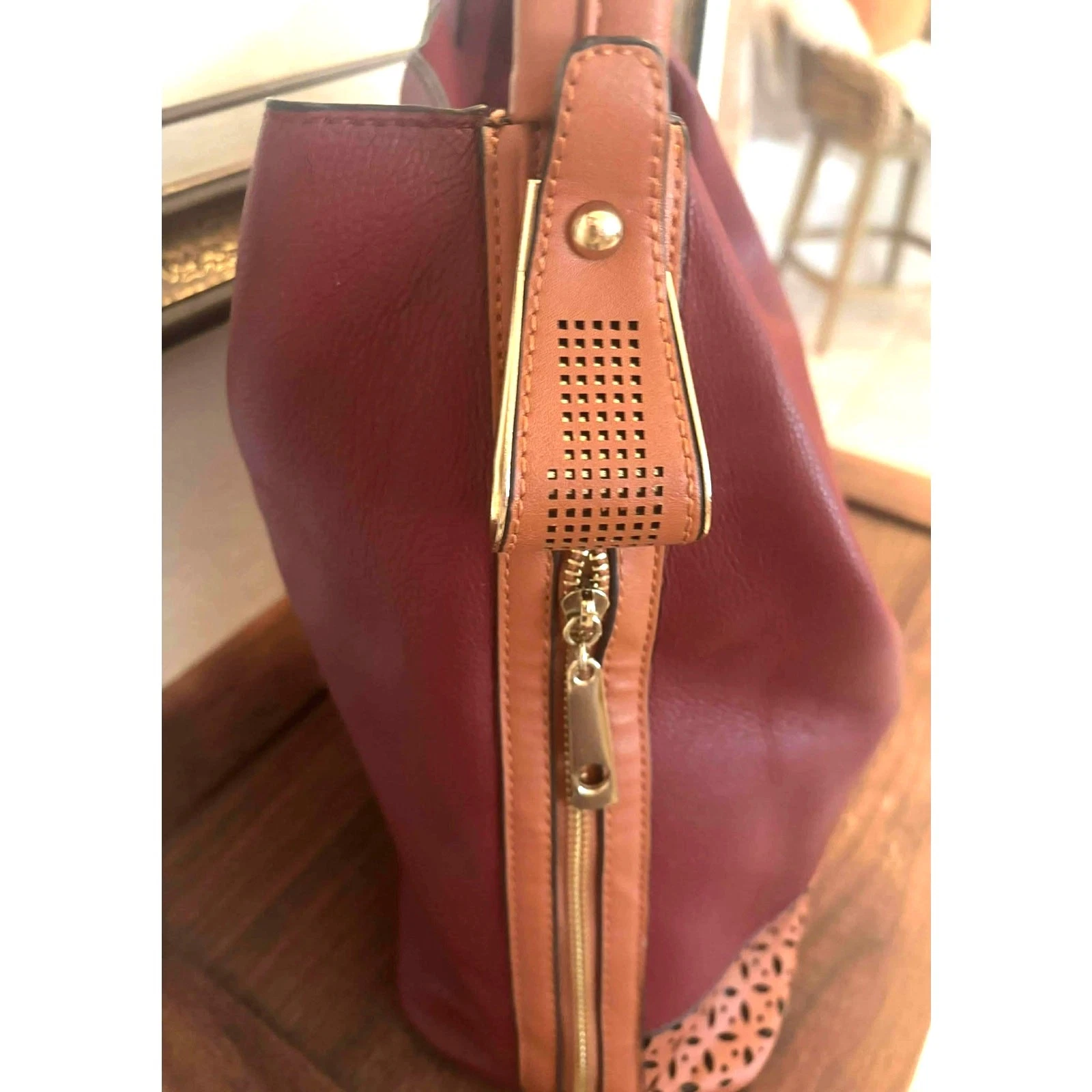 Borsa a tracolla Kate Spade rosso intenso borsetta bordo cognac perforazione cerniera lati
