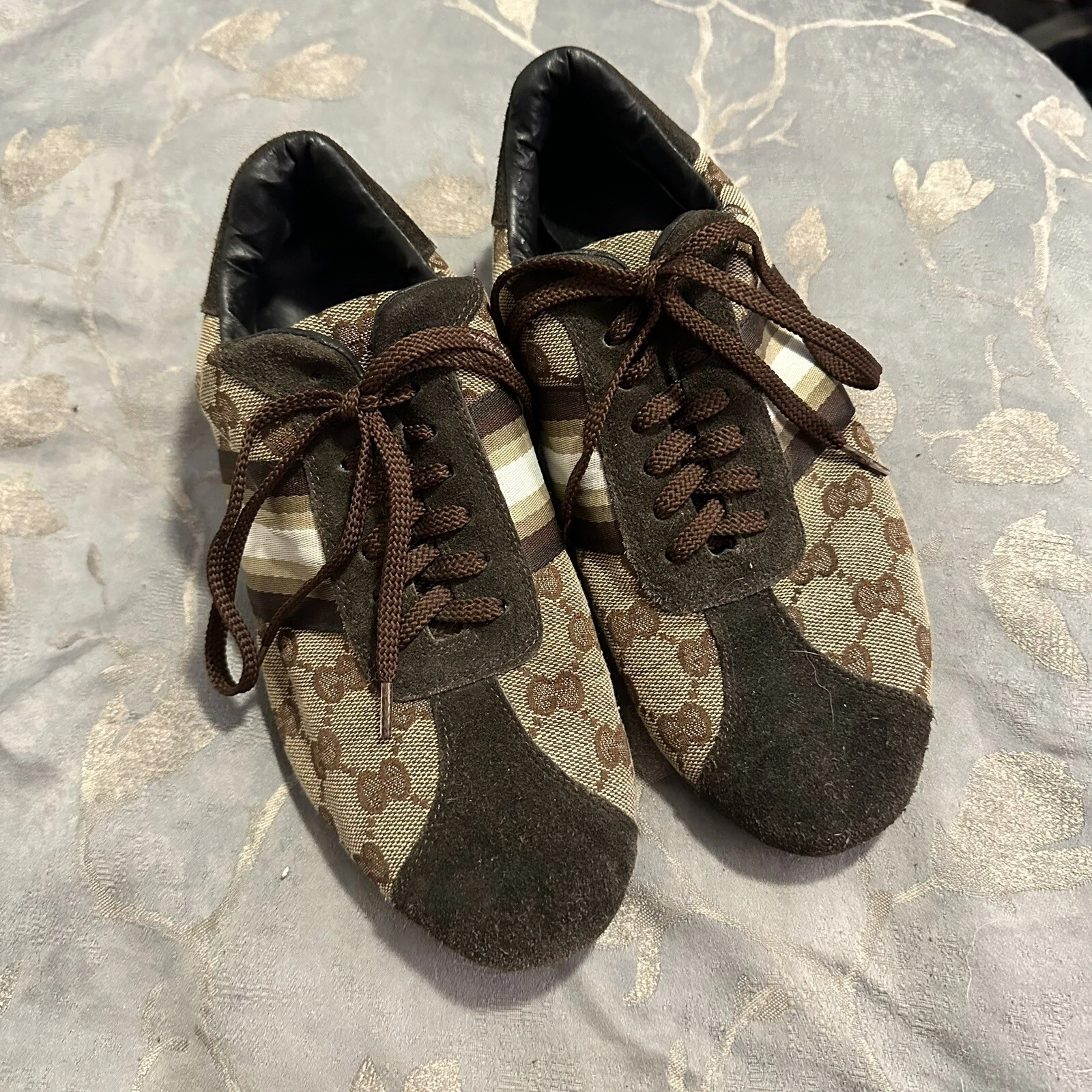 Baskets basses Gucci beige/or suprême toile et cuir toile pointure 39 lire