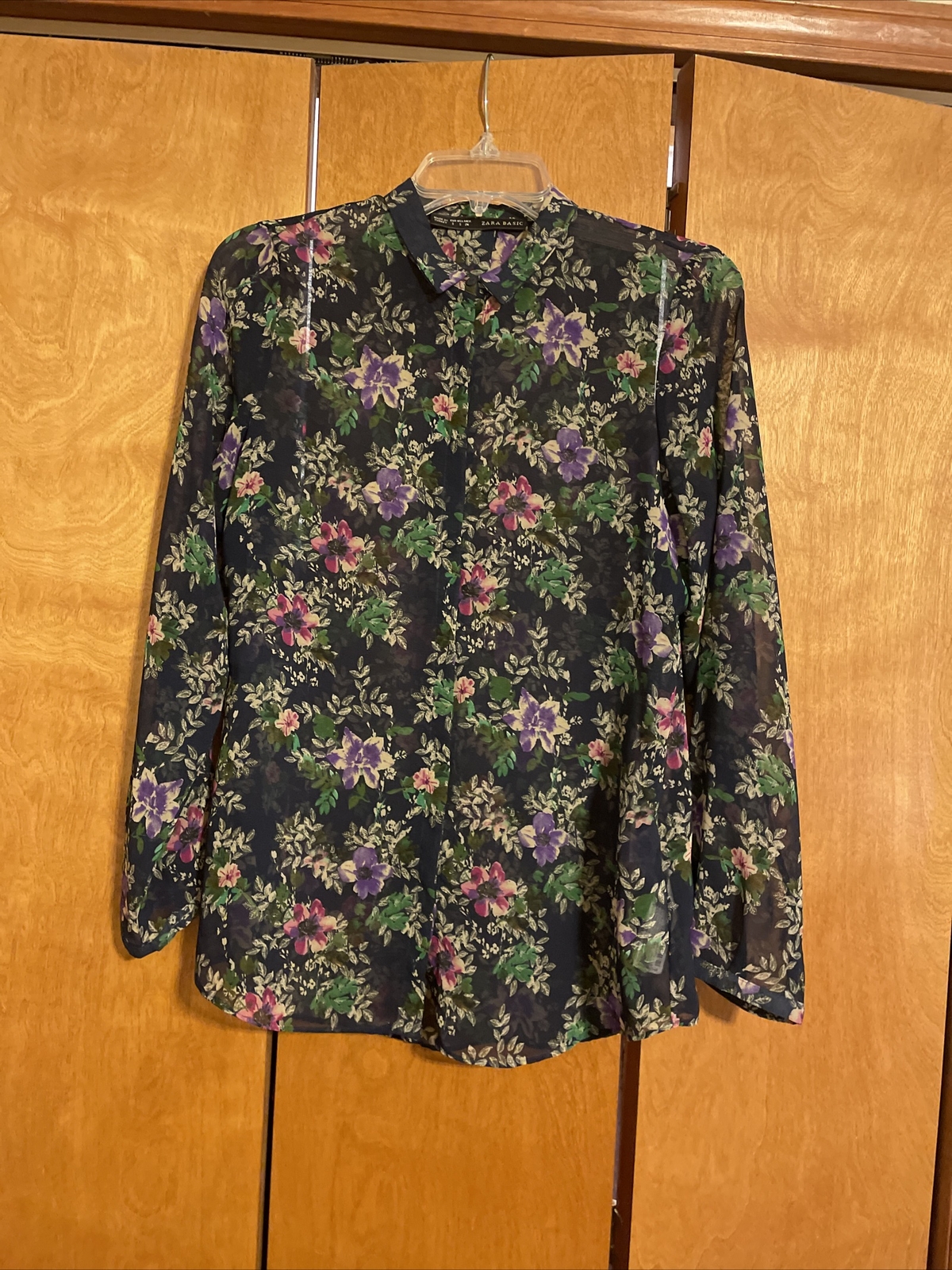 Womens Zara Basic top size small - image 1