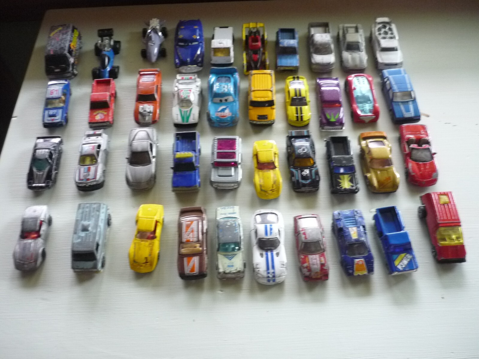 VINTAGE LOT 40 CARS TRUCKS VANS DIE CAST CORVETTE SUPERMAN MISC SHARK HOT WHEELS
