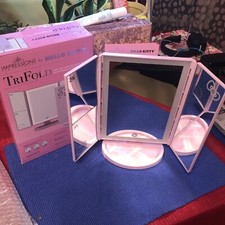 Impressions Vanity Pink Hello Kitty LED Makeu...