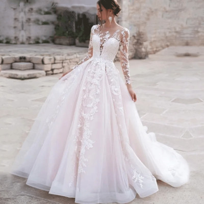 Luxury  Long Sleeves Wedding Dress Ball Gown Lace Appliques O-Neck Bride Gowns