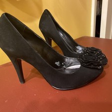 BCBG Paris black heels size 9.5 Dressy High Heel Suede Pumps