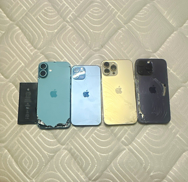 Apple iPhone 16+, 12 pro, 13 pro max, 14 pro max lot of 4 FOR PARTS ONLY