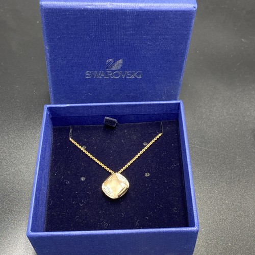 CIONDOLO MUCCHIO SWAROVSKI PLACCATO ORO ROSA - Foto 1 di 6