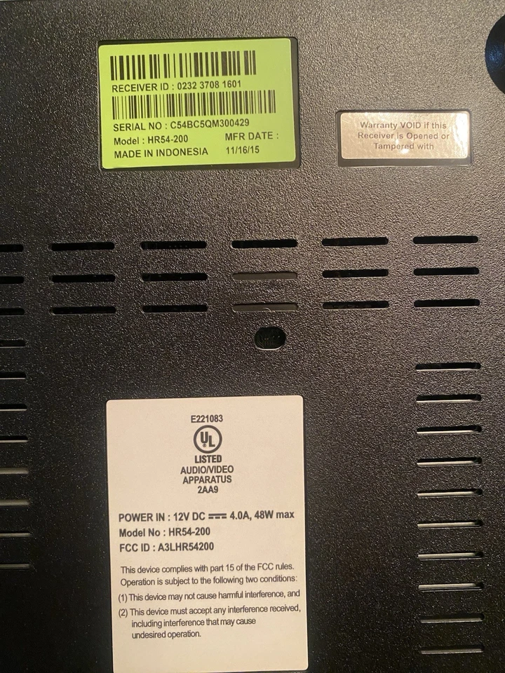 DIRECT TV SATELLITE RECEIVER HR54-200 WITH REMOTE AND POWER CORD - Image 4 of 4