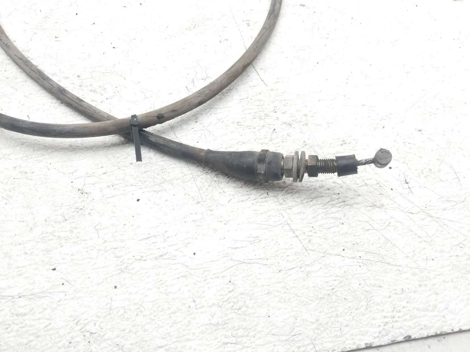 Cabo de freio de estacionamento 15 Kubota RTV 900 - Imagem 3 de 4