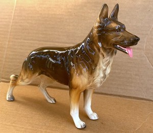 Shafford Japan German Shepherd dog figurine #162