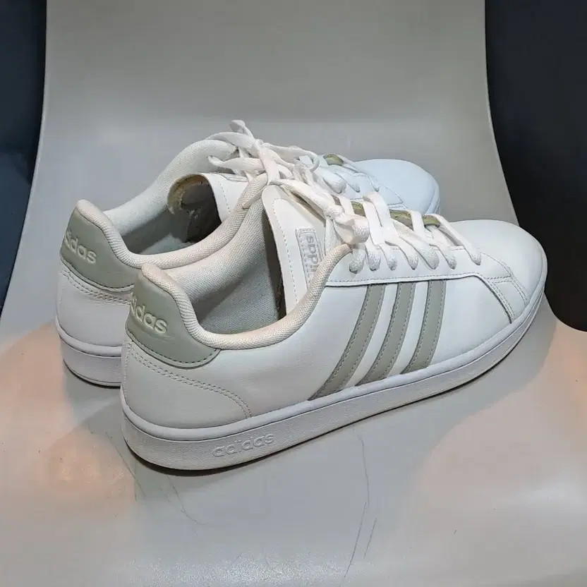 Adidas Grand Court 290mm Sneakers thumbnail 8