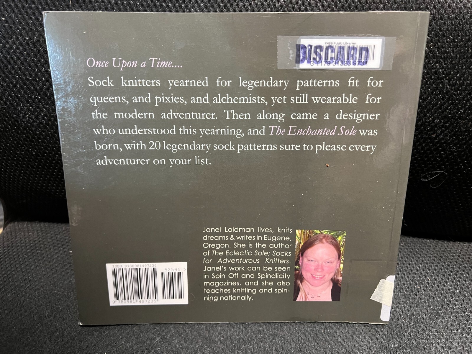 SAOLA The Enchanted Sole : Legendary Socks for Adventurous Knitters