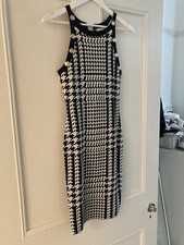 Miss G Black And White Houndstooth Print Dress