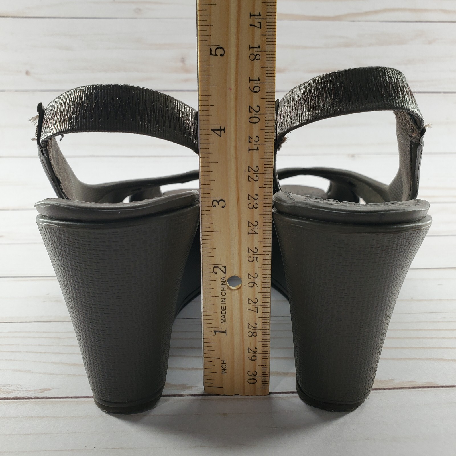 Crocs Farrah Slingback Wedge Heels Peep Toe Sandals B… Gem