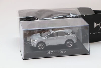 Norev 1/43 DS 7 Crossback Première Gris - Photo 1/4