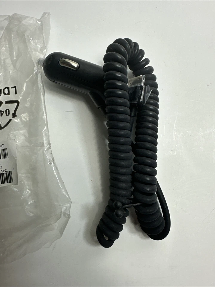 AT&T 30 pin car charging cable for Apple iPhone - Image 3 of 4