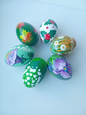 Easter eggs Hand Painted Wood Pysanka Ornament Set of 3 eggs paint eggs