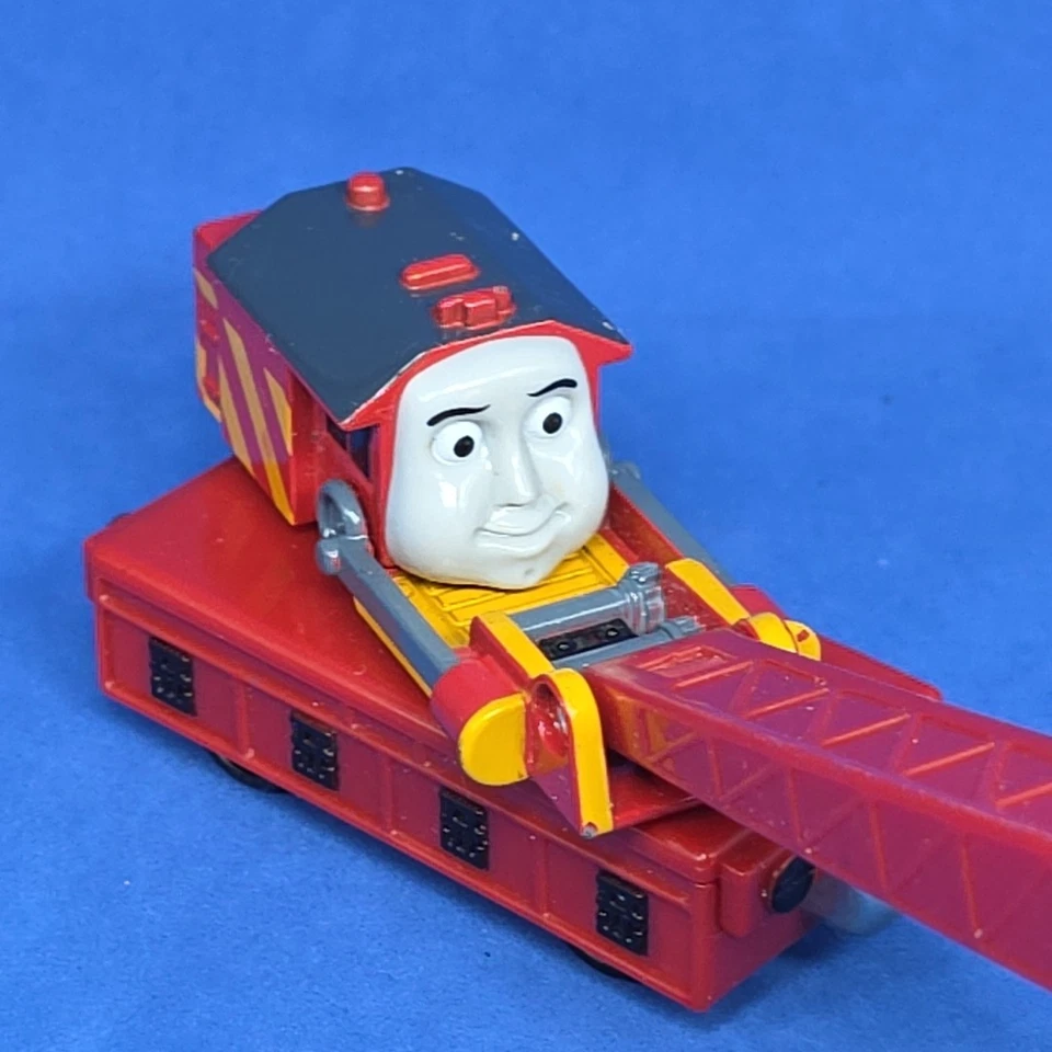 Rocky Rescue Take N Play Along Thomas And Friends Die-Cast Fisher-Price  Foto 4 de 4