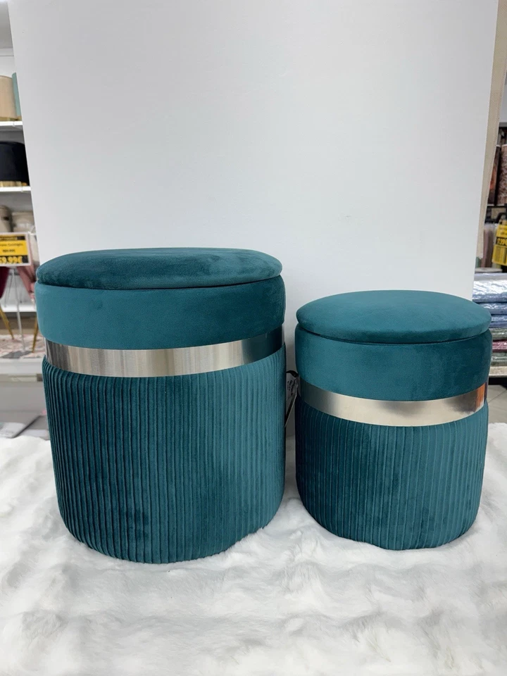Set 2 Pouf Contenitore Velluto Verde Sgabello Poggiapiedi Con Argento - Immagine 2 di 4