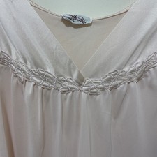 Vanity Fair Nightgown - M Pink Vintage V Neck Sleeveless Lingerie USA Made