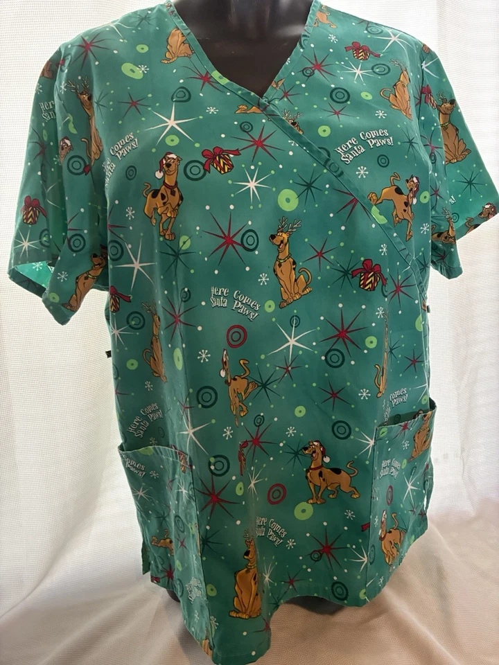 Scooby Doo Scrub Top XL Green Christmas Santa Hat Antlers Dog Holiday Xmas - Image 3 of 4