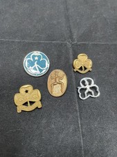 RARE VINTAGE JOB LOT OF GIRL GUIDES BADGES - BRASS ENAMEL MIXED LOT OF 5