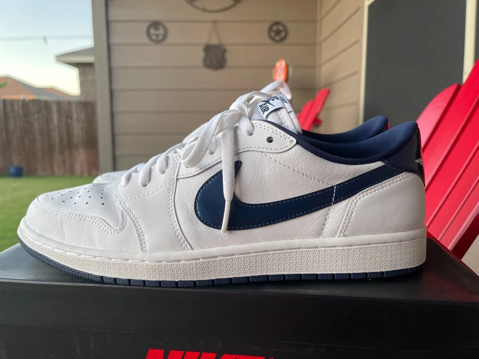 Nike Air Jordan 1 Retro Low OG 2015 talla 11 blanco/medianoche azul marino metálico Foto 3 de 4