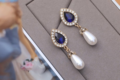 Orecchini a Perno Dorato Antico Pendente Goccia Blu Navy Perla Bianco YW8 - Foto 9 di 10