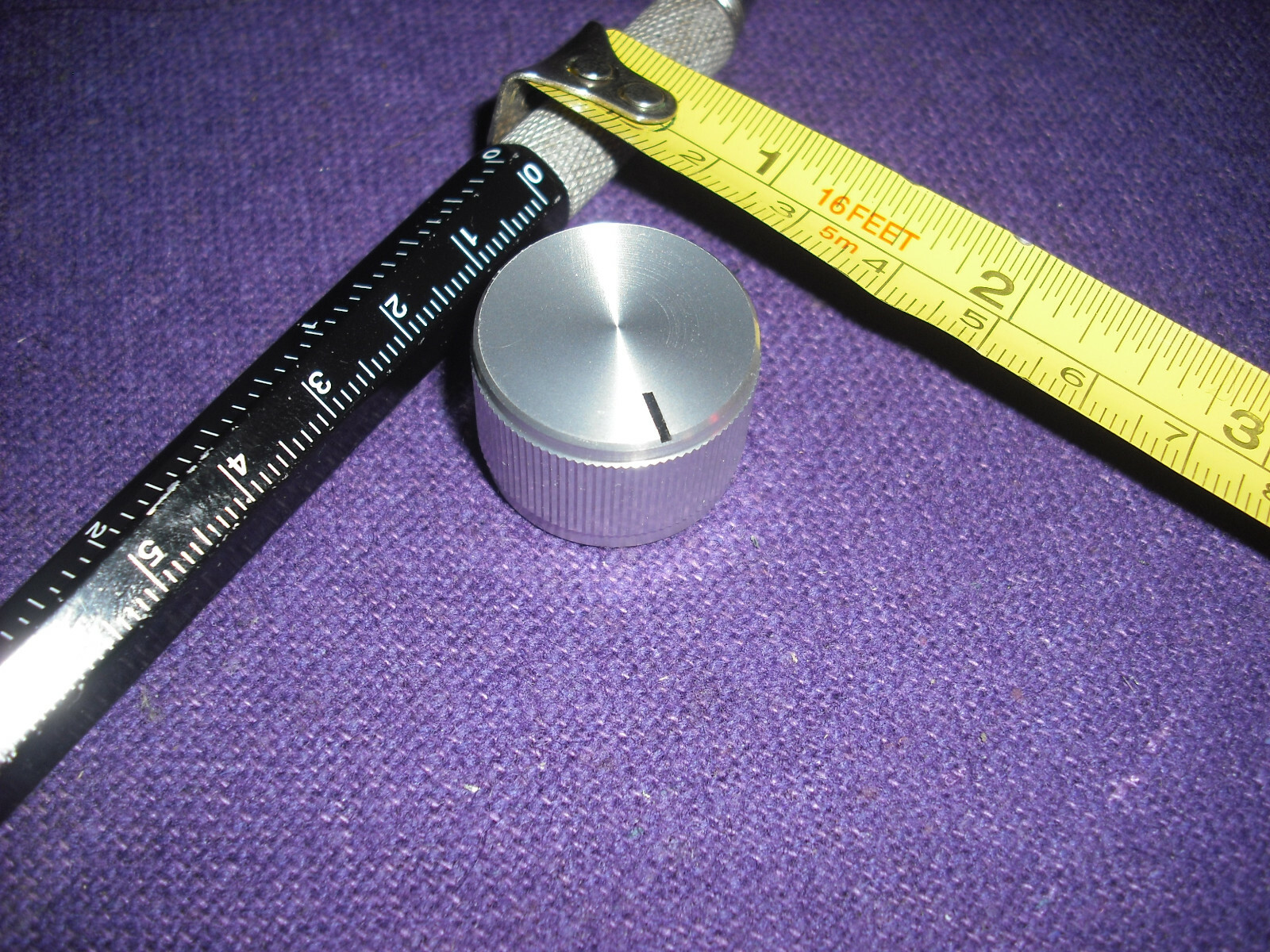 23.8mm silver fluted aluminium knob 6.35mm grub screw fixing solid