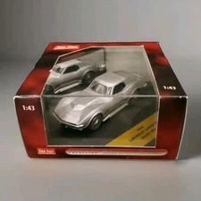 1968 Chevrolet Corvette Hardtop Sun Star 1:43 Diecast 10046 Collectible