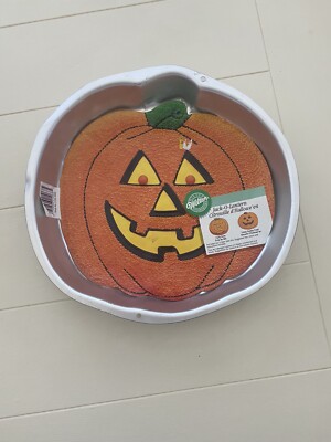 1995 Wilton Jack-O-Lantern Pumpkin Halloween Cake Baking Pan (2105-3068)