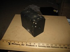VTG ANTIQUE BROWNIE BOX CAMERA 10-20s 2A MOD. B PROP PHOTO PHOTOGRAPHY ART DECOR
