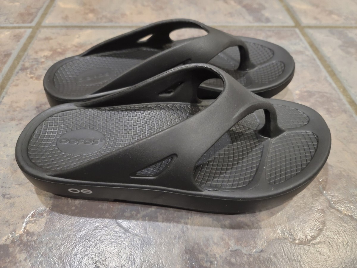 OOFOS OOriginal Unisex Black Sandals US Sz Mens 4 Womens 6