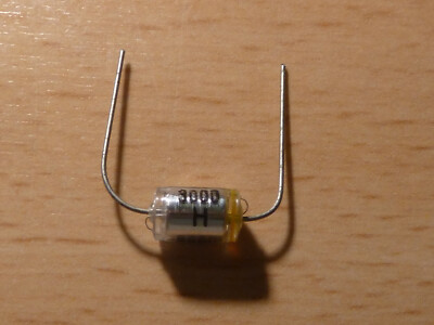 Styroflex-Kondensator (Polystyrol), 3000 pF ±2,5 %, 150 V