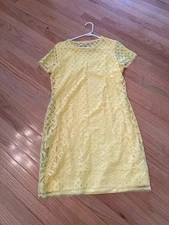 ISAAC MIZRAHI Live Sz S New Lace Stretch Sheath Dress Yellow Short Sleeve