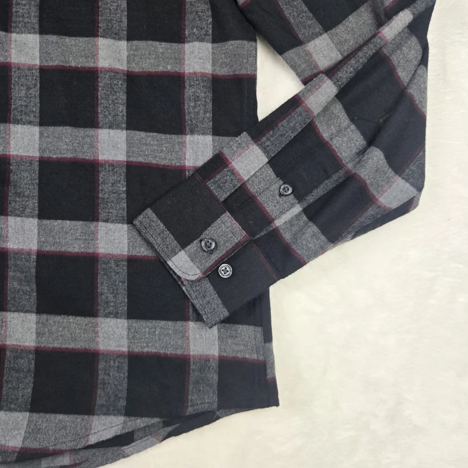 NWT Perry Ellis Mens Black Gray Red Plaid Shirt Sz Medium Button Up Long Sleeve - Image 2 of 4