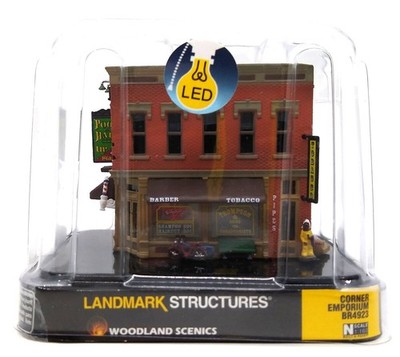 Woodland Scenics BR4923 N Built-&-Ready Corner Emporium Building W/LED