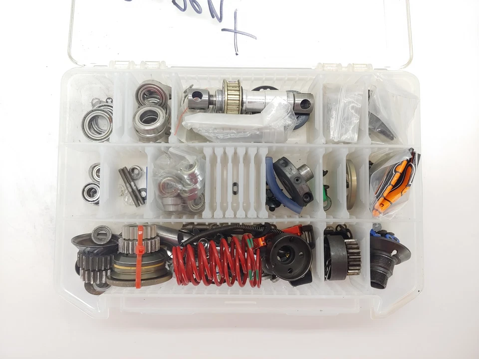 XRAY RX8 2013 1/8 On-Road Nitro Competition Racing Car Roller Rolling Chassis - Image 3 of 4