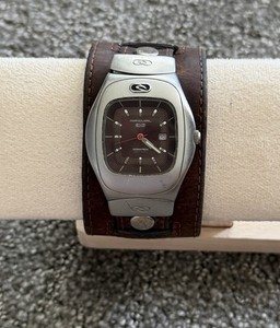 Rip Curl Cortez Surf Watch White Leather Band 100M Quartz Womens Vintage №1145 Rip curl watch - Gem main image 2