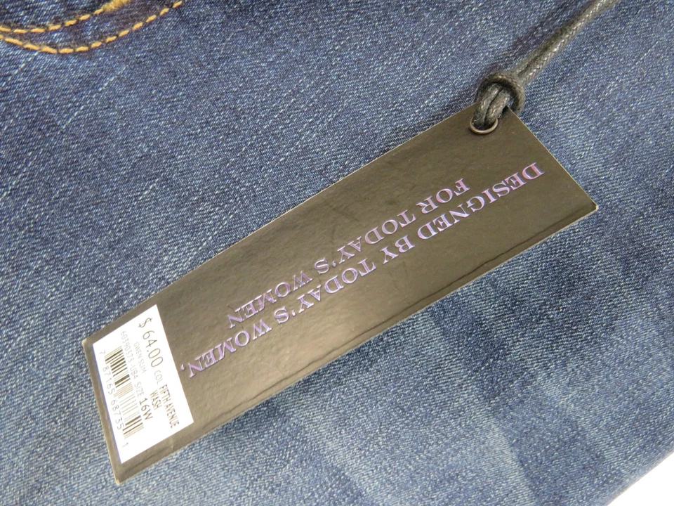 BNWT Code Bleu Gwen Classic rise Straight Women's Jeans Size 16w - Image 4 of 4