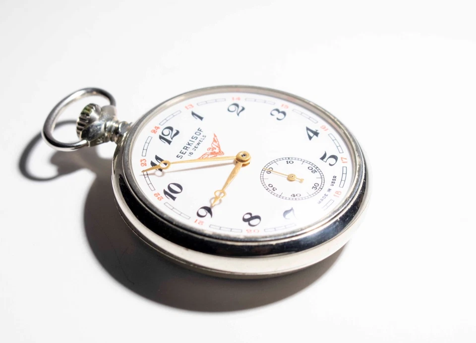 Reloj de Bolsillo Molnija Serkisof Vintage Mecánico 18j Era Soviética Cara Abierta URSS Foto 2 de 4