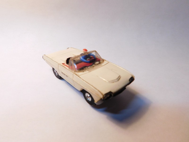 AURORA ~ 1963 FORD THUNDERBIRD SPORTS ROADSTER Slot Car w Running T-Jet Chassis