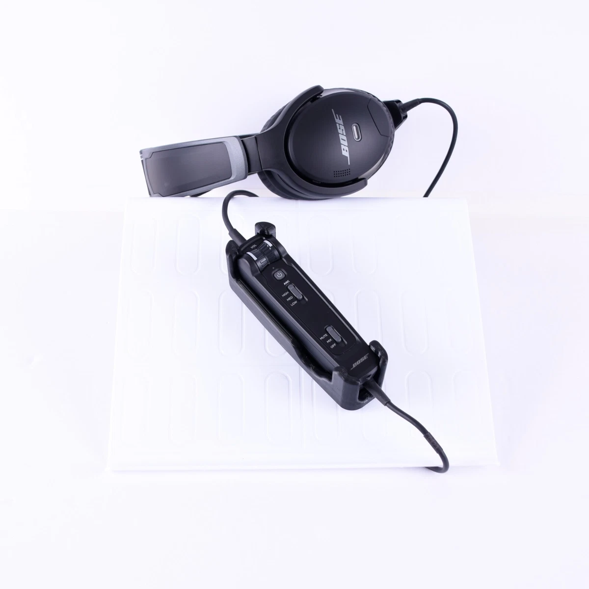 Bose headphones online clip