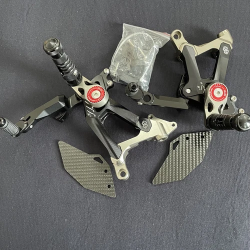 Rearset Foot Rest Peg Pedal Carbon Fiber For Ducati Streetfighter V4 S 2020-2022 - Bild 2 von 13
