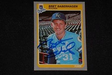 BRET SABERHAGEN 1985 FLEER ROOKIE SIGNED AUTOGRAPHED CARD #212 KC ROYALS