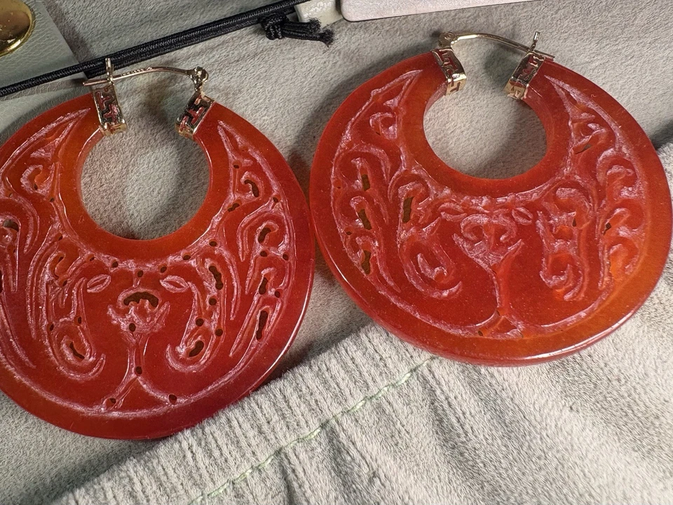 14k Yellow Gold Natural Red Phoenix Bird Agate Hoop Earrings Translucent 19.58G - Image 4 of 4