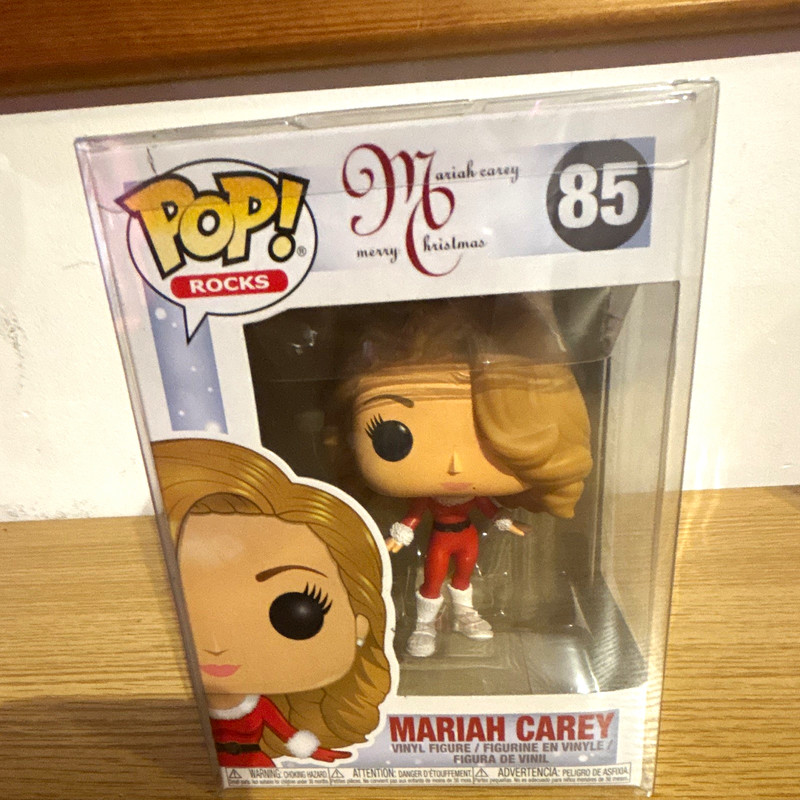 Funko Pop! Rocks Mariah Carey Merry Christmas Vinyl Figure #85 with protector