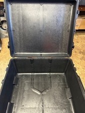 Pelican 1620 Hard Protector Case , Rolling Black Good Condition 34x28x17