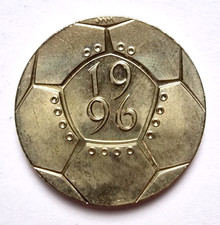 1996 Elizabeth II - £2 Two Pound Euro 96 Football Coin - VERY NICE
