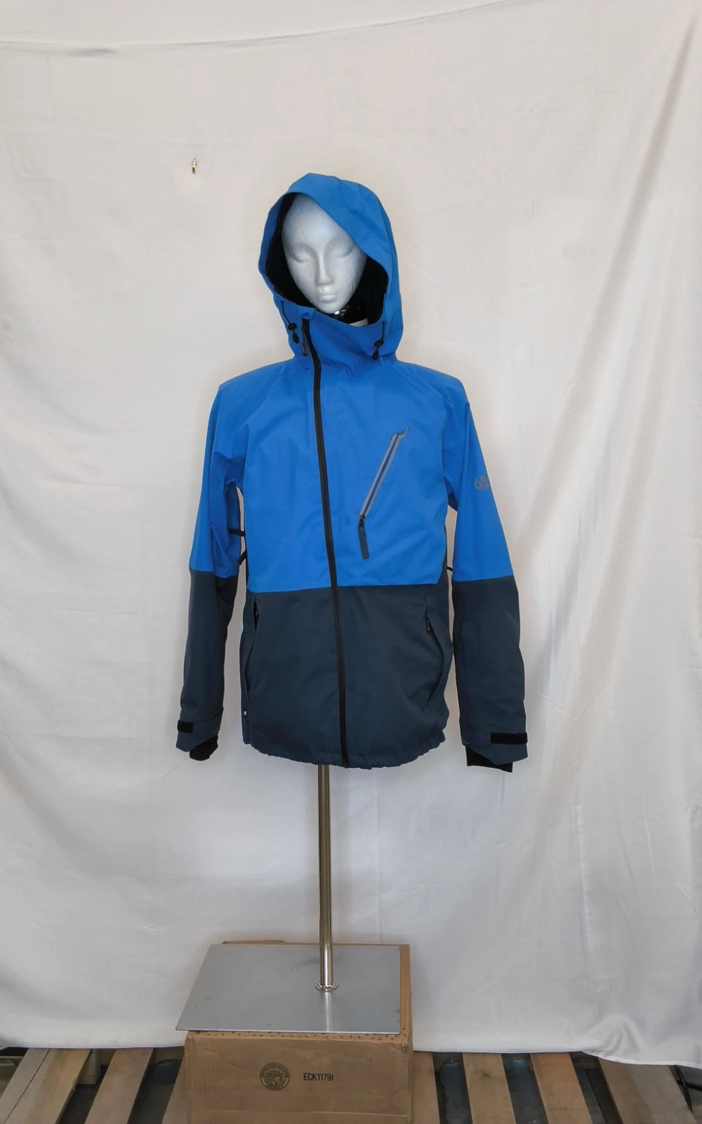 686 GLCR Hydra Thermagraph Jacket Men's M Blue/Navy Missing Snow Skirt #W5864 image 2