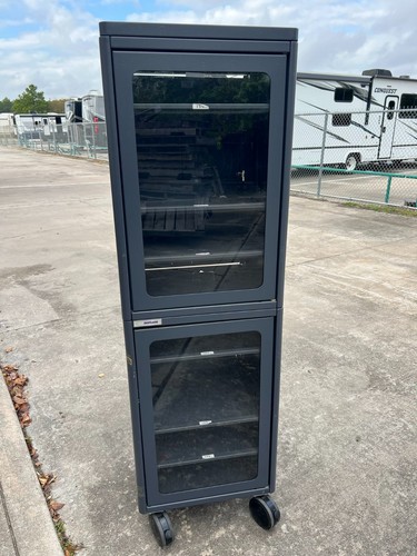 Med Dispense storage cabinet with wheels